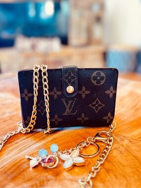 Louis Vuitton vintage monogram French kiss lock wallet, brown